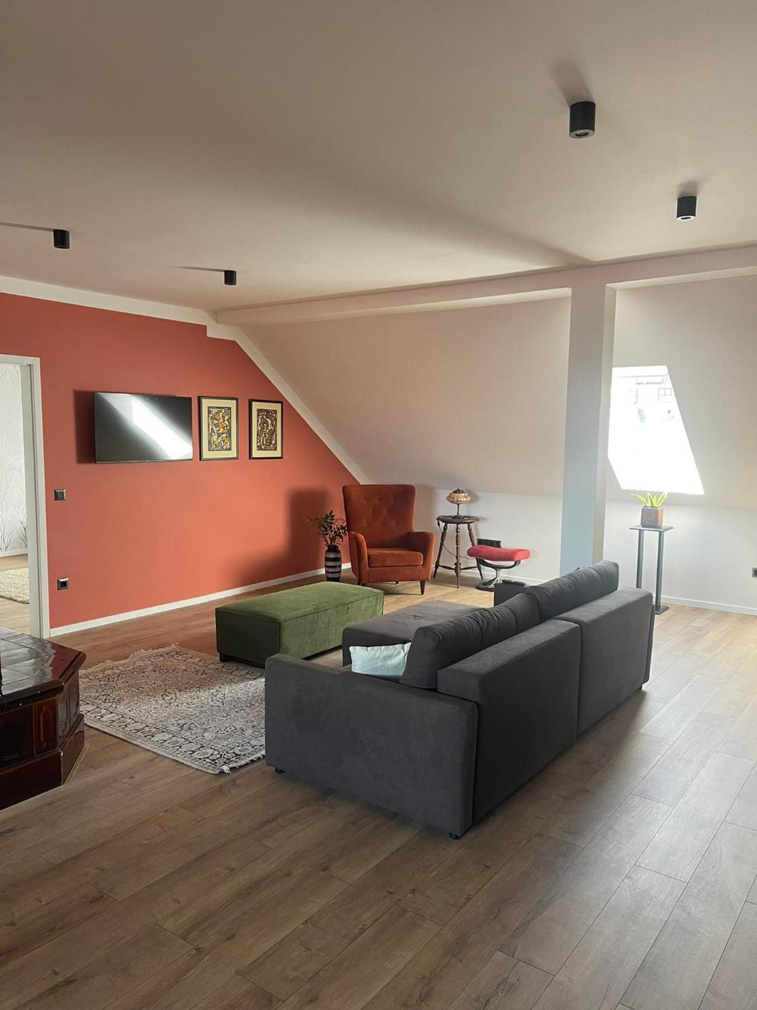 Hotello Apartmanhaz Es Panzio 佐洛埃格塞格 外观 照片