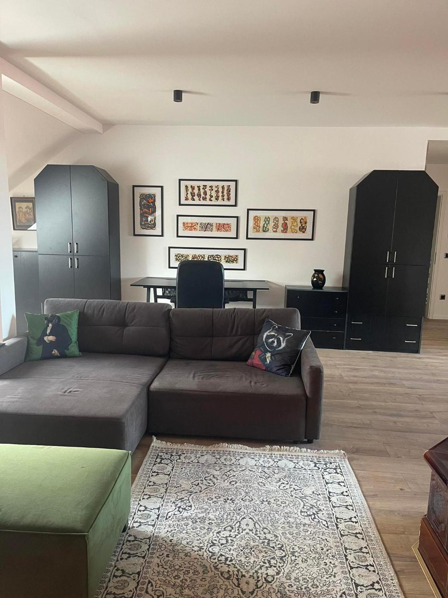 Hotello Apartmanhaz Es Panzio 佐洛埃格塞格 外观 照片